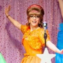 BWW Review:  Christina Bianco Featured In THE MARVELOUS WONDERETTES