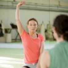 Photo Flash: Willemijn Verkaik macht sich bei den Proben zu DISNEY'S TARZAN zum Affen