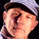 BWW Review: THE ENCOUNTER - An Innovative Means of Tripping Down a Photographer's…