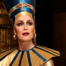 Photo Coverage: Gloria Gray Visits 'The Discovery of King Tut'