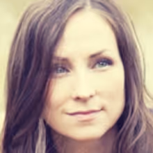 Julie Fowlis Performs Tonight at The Ware Center