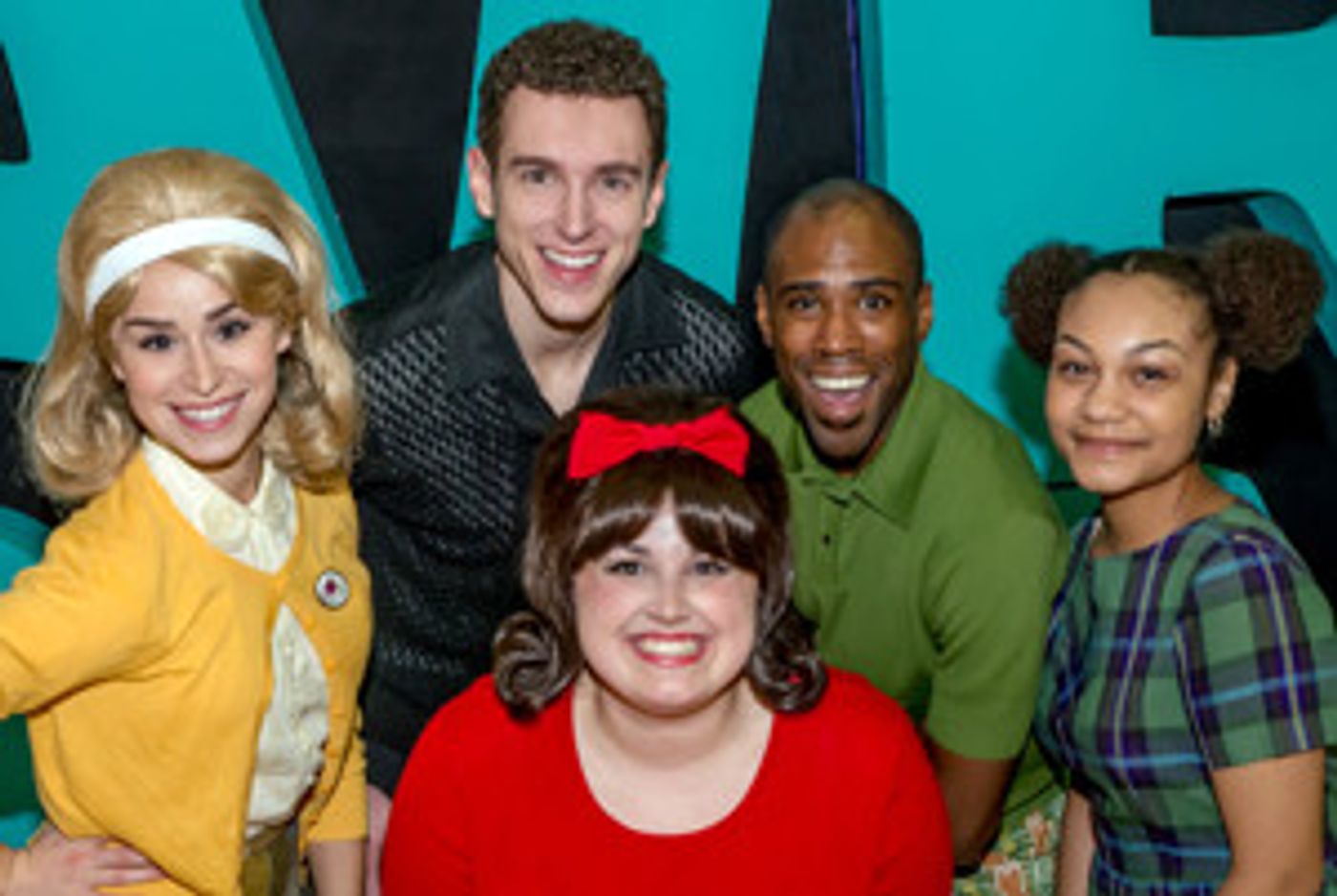 New-Hairspray-plus-size-advance-press-photos-for-Paramount-Theatres-plus-size-musical-120-22116-20010101 Photo Flash: Paramount Theatre's HAIRSPRAY Image