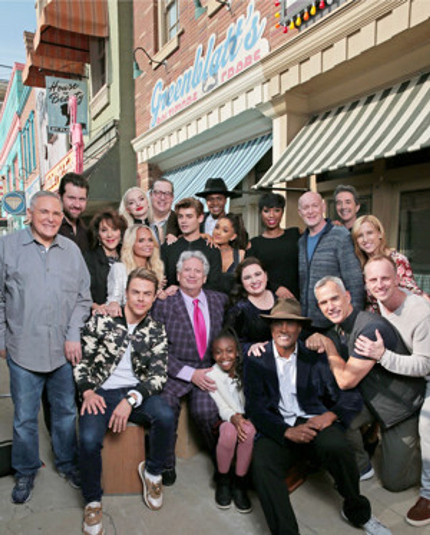 Photo Flash: Jennifer Hudson and HAIRSPRAY LIVE! Cast Say 'Thank You' to Producers  Image