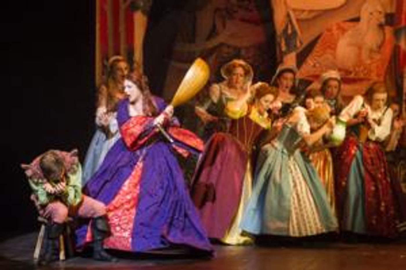 Photo-Coverage-Tiffany-Graves-And-Ashley-Day-In-Opera-Norths-KISS-ME-KATE-20000101 Photo Coverage: Tiffany Graves And Ashley Day In Opera North's KISS ME KATE Image