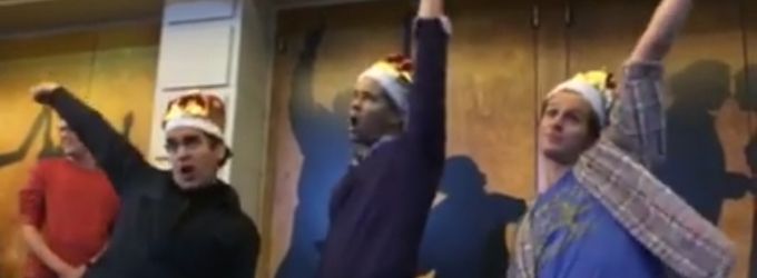 STAGE TUBE: Jonathan Groff, Brian d'Arcy James and Andrew Rannells Gender-Swap as… Video
