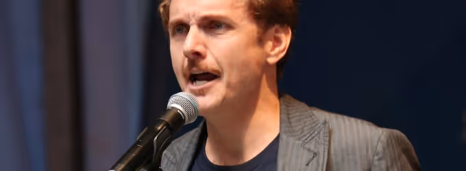 TV: Jason Danieley Sings from THE VISIT at Stars in the Alley! Video