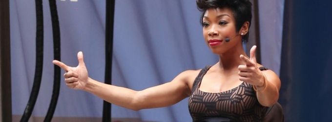TV: Brandy Belts Out CHICAGO at Stars in the Alley! Video