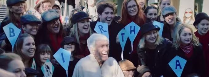 VIDEO: Fans Surprise Dick Van Dyke on 90th Birthday with MARY POPPINS-Themed Flashmob Video