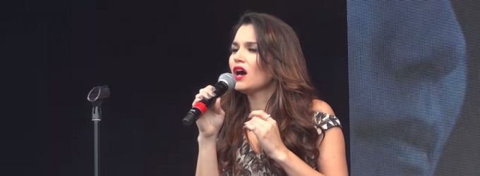 STAGE TUBE: Samantha Barks Sings 'On My Own' at West End Live Video