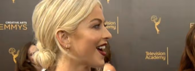 VIDEO: Julianne Hough to Return to DANCING WITH THE STARS Judge's Panel for Season… Video
