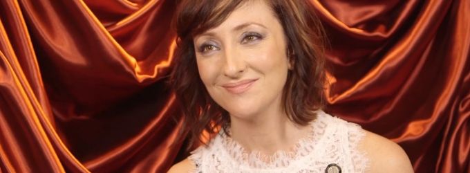 Tony Awards Close-Up: Sun Is Shining Hard on BRIGHT STAR's Carmen Cusack! Video