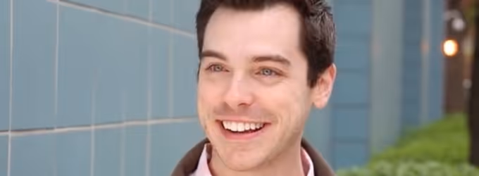 STAGE TUBE: How Brave! New Comedy Sketch on Meeting a Friend at the Stage Door Video
