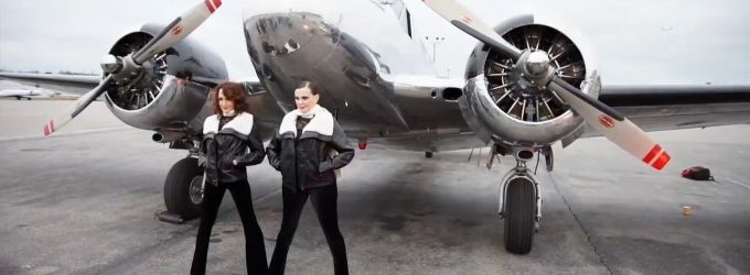 TV: Original CHICAGO Stars Pose for 20th Anniversary Campaign! Video