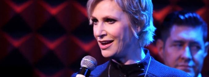 STAGE TUBE: Jane Lynch Raps Nicki Minaj's 'Anaconda' in SEE JANE SING! at Joe's Pub Video