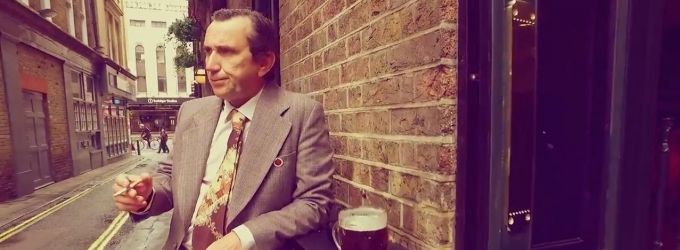 STAGE TUBE: New Trailer for James Graham's THIS HOUSE at the Garrick Theatre Video