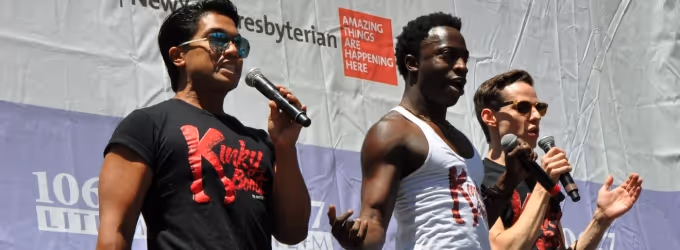 TV: Watch as KINKY BOOTS Company Struts Through Bryant Park! Video
