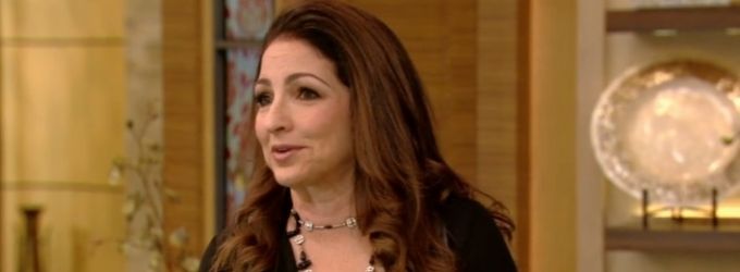 VIDEO: 'Making People Cry is My Favorite Part,' Says Gloria Estefan of ON YOUR FEET! Video