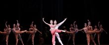 Flash: Houston Ballet Caps Season with Stanton Welch's LA BAYADERE