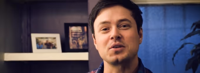 VIDEO: KINKY BOOTS Star Aaron C. Finley Chats Shorty's for 'How New York Eats' Series Video