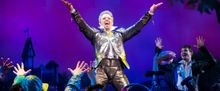 BWW Interview: Adam Pascal of SOMETHING ROTTEN! at Orpheum