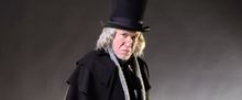 Flash: Patrick Page Gets in Character for Pittsburgh CLO's A MUSICAL CHRISTMAS CAROL