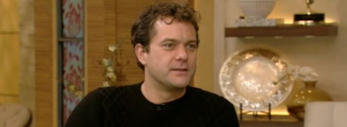 VIDEO: Joshua Jackson Talks Off-Broadway Debut in SMART PEOPLE Video