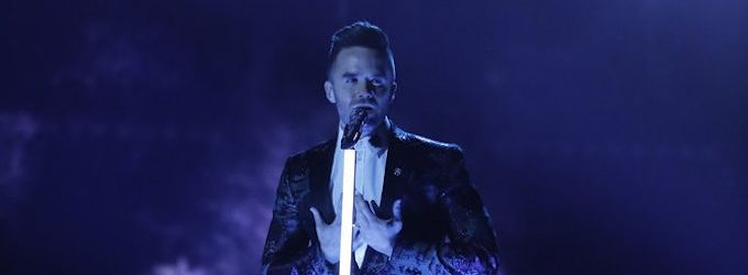 VIDEO: Broadway Alum Brian Justin Crum Covers 'Man In the Mirror' on AMERICA'S GOT… Video