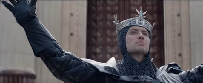 VIDEO: First Look - Jude Law Stars in Fantasy Action-Adventure KING ARTHUR: LEGEND… Video