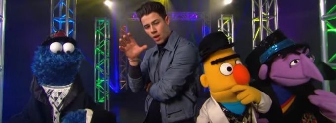 VIDEO: Nick Jonas & His SESAME STREET Pals Teach Kids About Shapes in All-New Song Video