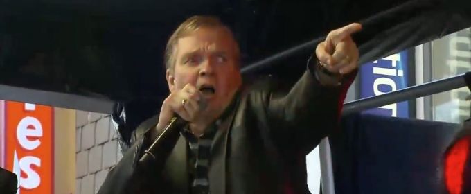 VIDEO: Meat Loaf Helps Kick Off BAT OUT OF HELL in Toronto! Video