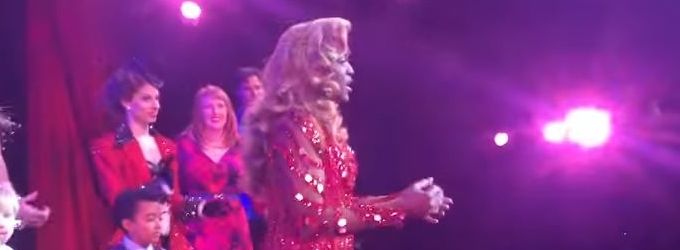STAGE TUBE: Wayne Brady Takes KINKY BOOTS Audience Suggestions for Free-Style Rap at… Video