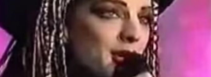 STAGE TUBE: On This Day for 8/13/16- Euan Morton Video