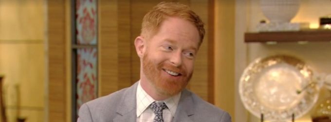 VIDEO: FULLY COMMITTED's Jesse Tyler Ferguson Calls Out Drunk Couple in Audience! Video
