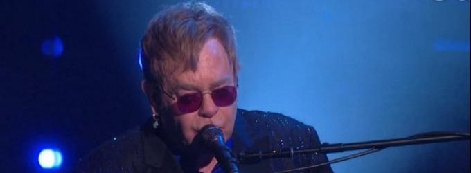 VIDEO: Elton John Performs Latest Single, 'Bennie & the Jets' on THE TALK Video