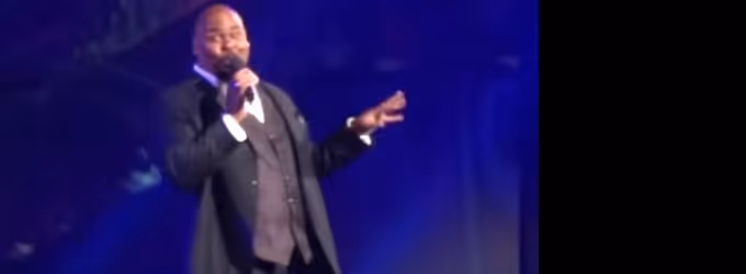 STAGE TUBE: James Monroe Iglehart Sings 'Oogie Boogie's Song' at DISNEY D23 EXPO Video