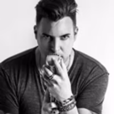BWW Interview: The 'New' Mr. Las Vegas, Frankie Moreno Talks 'New Las Vegas' & Songwriting Career