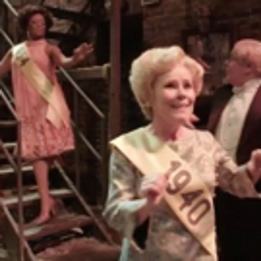 BWW Morning Brief October 5th, 2017: JUNK Begins Previews, Ben Platt Stars on WILL & GRACE, and More! Image