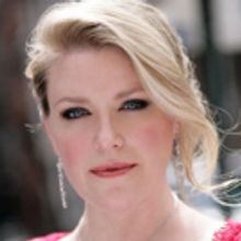 Interview: Soprano Erin Wall Prepares for COC's ARABELLA
