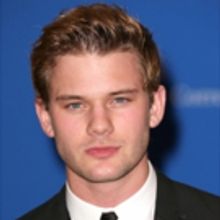 Jeremy Irvine and Alexa Davies Join Cast of MAMMA MIA Sequel