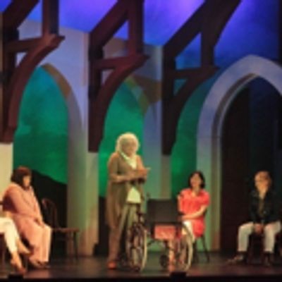 BWW Review: CALENDAR GIRLS at Athenaeum Theatre
