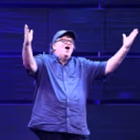 TV: More Moore! Go Inside Opening Night of THE TERMS OF MY SURRENDER! Video