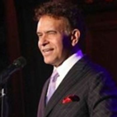 BWW Review: Brian Stokes Mitchell Plays With Music in a Captivating Night of Hope and Joy