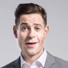 Simon Brodkin Embarks on a UK Tour Extension as Lee Nelson With His Hit Show SERIOU