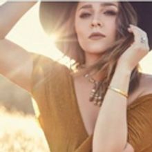 THE VOICE Winner Alisan Porter Releases New EP 'I Come In Pieces'