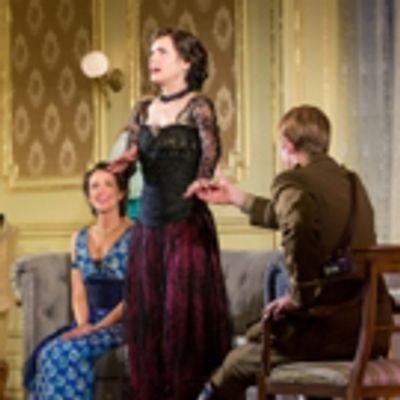 Photo Flash: First Look at Elizabeth McGovern &amp; Company in TIME AND THE CONWAYS
