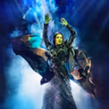 Photo Flash: First Look at New West End Cast of WICKED