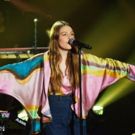 VIDEO: Maggie Rogers Performs 'On+Off' on LATE LATE SHOW