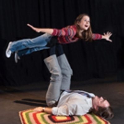 BWW Review: Southern Rep Theatre Presents Gorgeous Rendition of FUN HOME