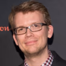 BWW Feature: YouTube Sensation HANK GREEN to Publish First Novel in 2018