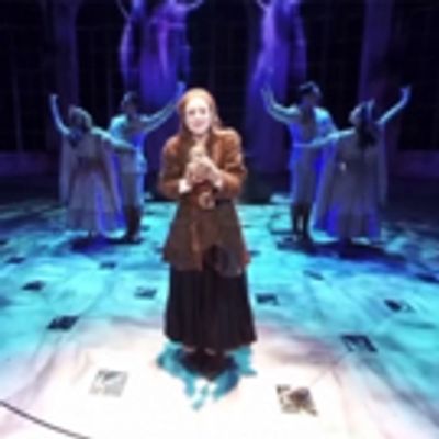 VIDEO: Watch Figures Dancing Gracefully From All Angles in This 360 Video of ANASTASIA